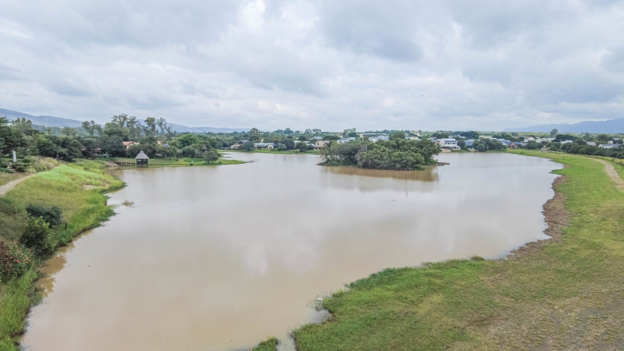 5 Bedroom Property for Sale in The Coves North West